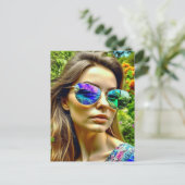 Schönes Mädchen mit Sonnenbrille Reflektion Blume Postkarte (Stehend Vorderseite)