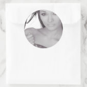 schönes Mädchen Runder Aufkleber (Tasche)