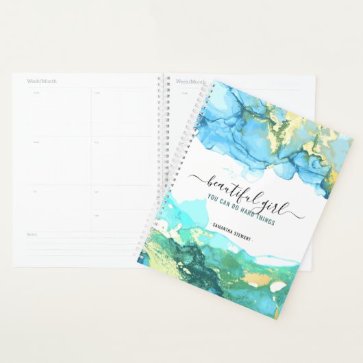 Schönes Mädchen Sie können harte Dinge tun | Monog Planer (Anzeige)