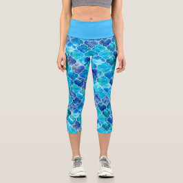 Schönes marokkanisches Marmormuster im Wasserfarbe Capri Leggings