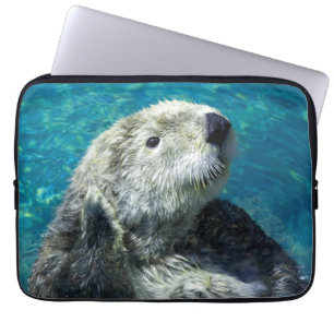 Schönes Meer Otter Niedliches blaues Wasser Laptopschutzhülle