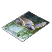 Schönes Meeresschildkrötenschwimmen Notizblock (Linke Seite)