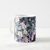 Schönes nahtloses Federmuster mit wilder Blume Kaffeetasse (Vorderseite Links)