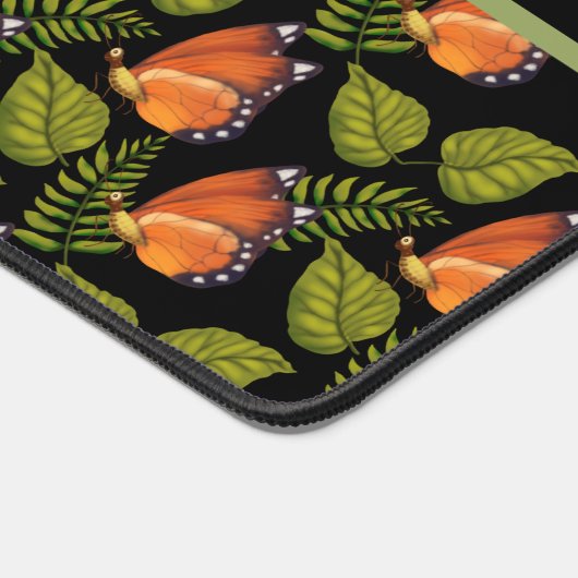 Schönes Orange Schmetterlingsmuster mit Namen Schreibtischunterlage (Ecke)