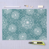schönes Packpapier mit Schneeflocken im Winter Seidenpapier (Handwerk)