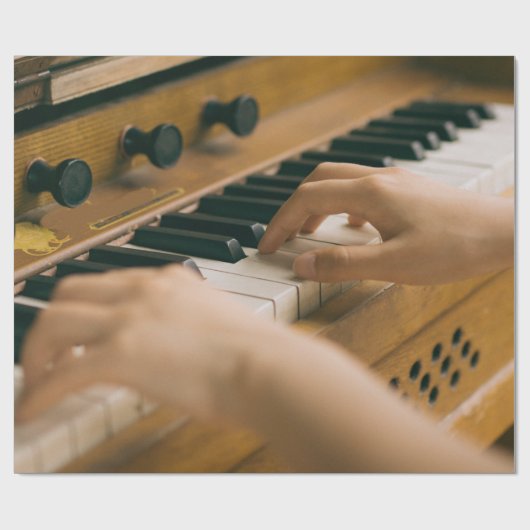 Schönes Piano Geschenkpapier (Flach)