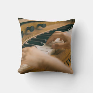 Schönes Piano Kissen