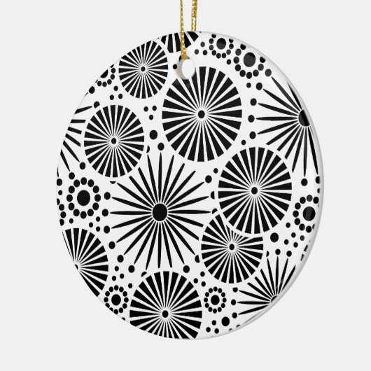 Schönes Retro-Schwarz-Weiß-Ornament Keramikornament (Links)