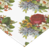 Schönes Romantisches SommBouquet mit Rote Rose Tischdecke (Schrägansicht)