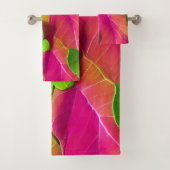 Schönes rosa und grüne Blattmuster Badhandtuch Set (Insitu)
