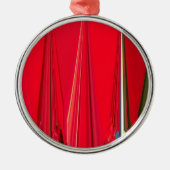 Schönes rotes Design Ornament Aus Metall (Vorne)