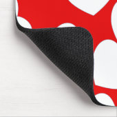 Schönes rotes Mousepad mit großen weißen Herzen (Ecke)