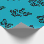 Schönes Schmetterlingsmuster mit blau und schwarz Geschenkpapier (Ecke)