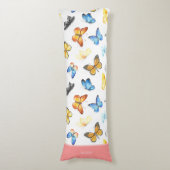 Schönes Schmetterlingsmuster mit Name Pink Cotton Seitenschläferkissen (Vorderseite Vertikal)