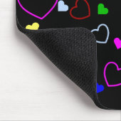 Schönes schwarzes Mousepad mit bunten Herzen (Ecke)