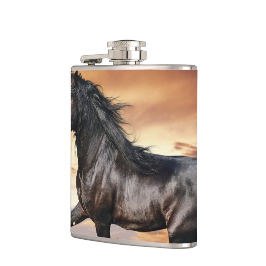 Schönes Schwarzes Pferd Flachmann (Links)