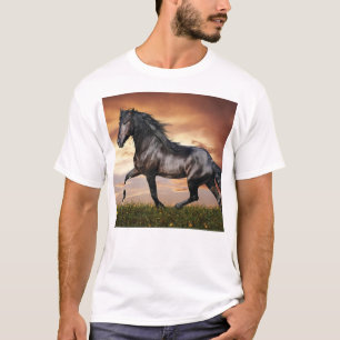 Schönes Schwarzes Pferd T-Shirt