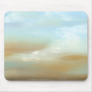 Schönes Skyscape mit flaumigen Wolken Mousepad