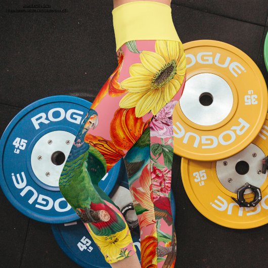 Schönes Sommermuster von Blume und Vögeln Capri Leggings