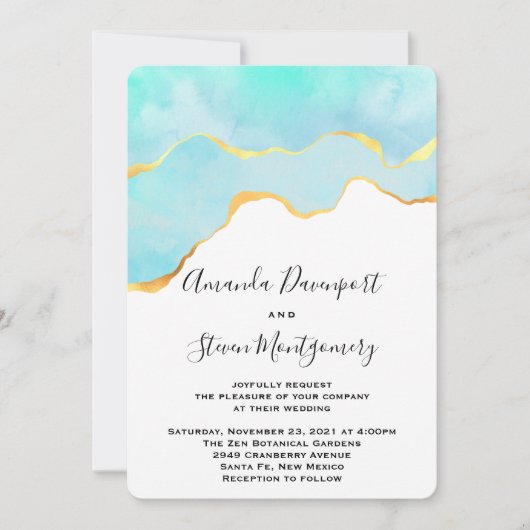 Schönes tropisches Grün mit Goldbrasse Hochzeit Einladung (Vorderseite)