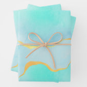 Schönes tropisches grünes Blau mit goldener Grenze Geschenkpapier Set (Beispiel)