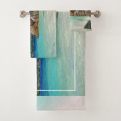 Schönes tropisches Meer mit einem Felsstrand Badhandtuch Set (Insitu)