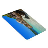 Schönes tropisches Meer mit einem Felsstrand Magnet (Rechte Seite)