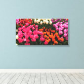 Schönes Tulip Garden Bed. Oregon Leinwanddruck (Insitu (Holzboden))