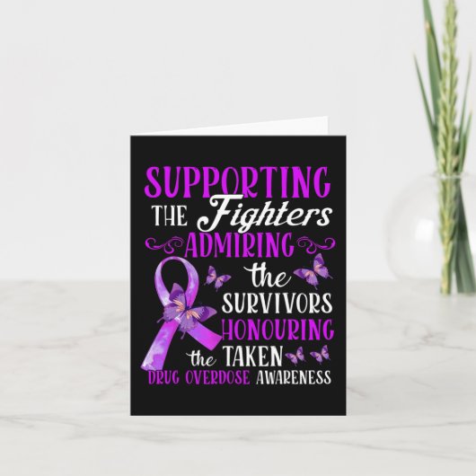 Schönes und unterstützendes Arzneimittelüberdosier Karte (Vorderseite)