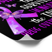 Schönes und unterstützendes Arzneimittelüberdosier Poster (Ecke)