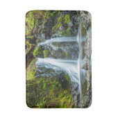 Schönes Wasserfall-Foto, Fluss, Wald Badematte (Vorderseite Vertikal)