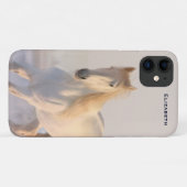 Schönes Weißes Pferd Galloping im Schnee Case-Mate iPhone Hülle (Rückseite (Horizontal))