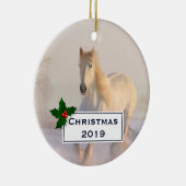 Schönes Weißes Pferd Galloping im Schnee Keramik Ornament (Rechts)