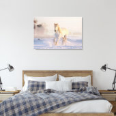 Schönes Weißes Pferd Galloping im Schnee Leinwanddruck (Insitu (Schlafzimmer))