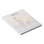 Schönes Weißes Pferd Galloping im Schnee Notizblock (angewinkelt)