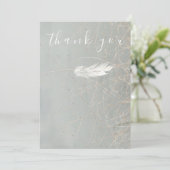 Schönes White Feather Blue Flat Danke Karte (Stehend Vorderseite)