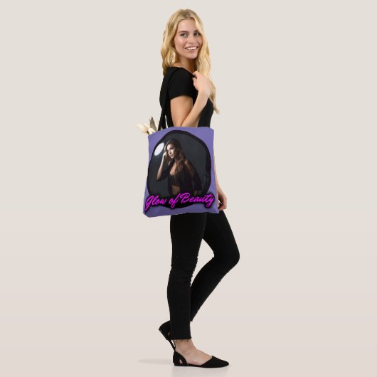 Schönheitsglühen Tasche (Am Model)