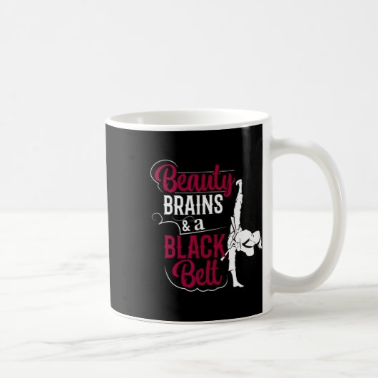 Schönheitshirne und ein schwarzer Gürtel Kaffeetasse (Rechts)