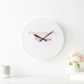 Schönheitsköniginhashtag hellrot Name Mädchen Boss Große Wanduhr (Zuhause)