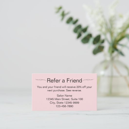 Schönheitssalon Pink und Black Refer a Friend Card Terminkarte (Stehend Vorderseite)