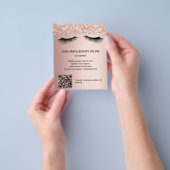 Schönheitssalon Rose Gold Glitzer Makeup QR-Code Flyer (Gruppe)