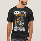 School is Wichtiges Tor T-Shirt (Vorderseite)