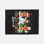 School Nurse Squad Reindeer Snowman Gingerbread Ch Fleecedecke (Vorderseite (Horizontal))