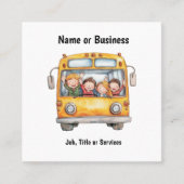 Schoolbus mit glücklichen Kindern Quadratische Visitenkarte (Vorderseite)