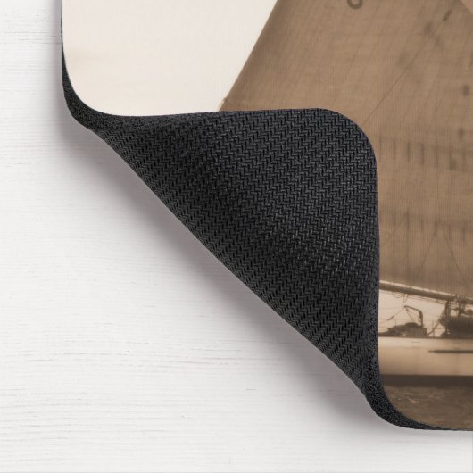 Schooner im Sepia Mousepad (Ecke)