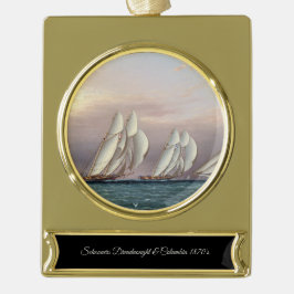 Schooners Dreadnought und Columbia 1870 Banner-Ornament Gold