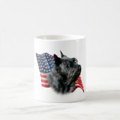 Schottische Flagge (schwarz) Kaffeetasse (Mittel)
