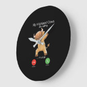 Schottische Hochlandkuh ruft Große Wanduhr (Winkel)