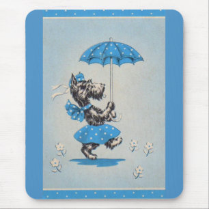 Schottische Hundedame mit Schirm Mousepad