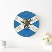 Schottische zügellose Flagge personifizieren Große Wanduhr (Zuhause)